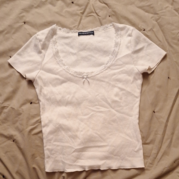 Brandy Melville Tops - Brandy🩷Melville Adorable Cream Cap Sleeve Lace Round Neck O/S